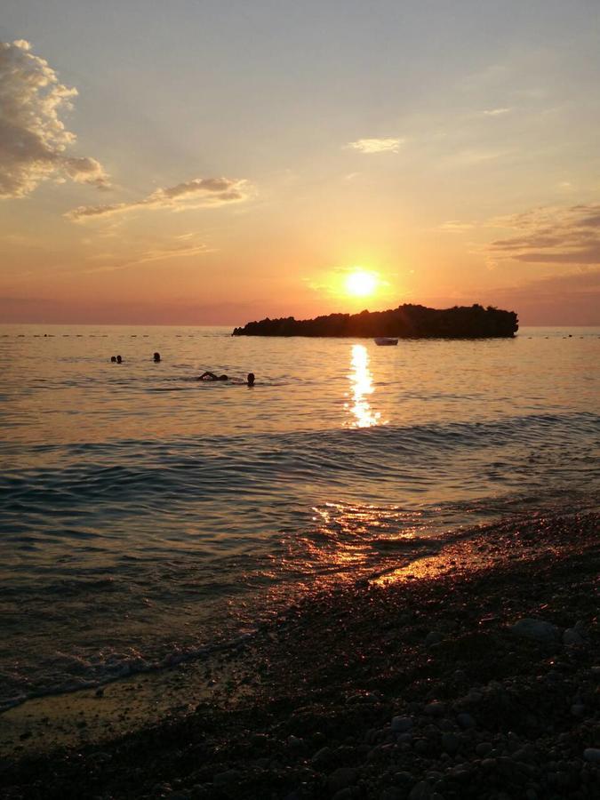 Guesthouse Oaza Emi Dobra Voda Buitenkant foto